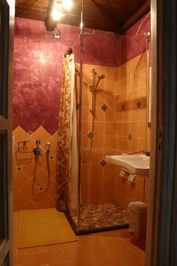 Bed and Breakfast Sa Domu De Sa Contissa Selegas Exterior foto