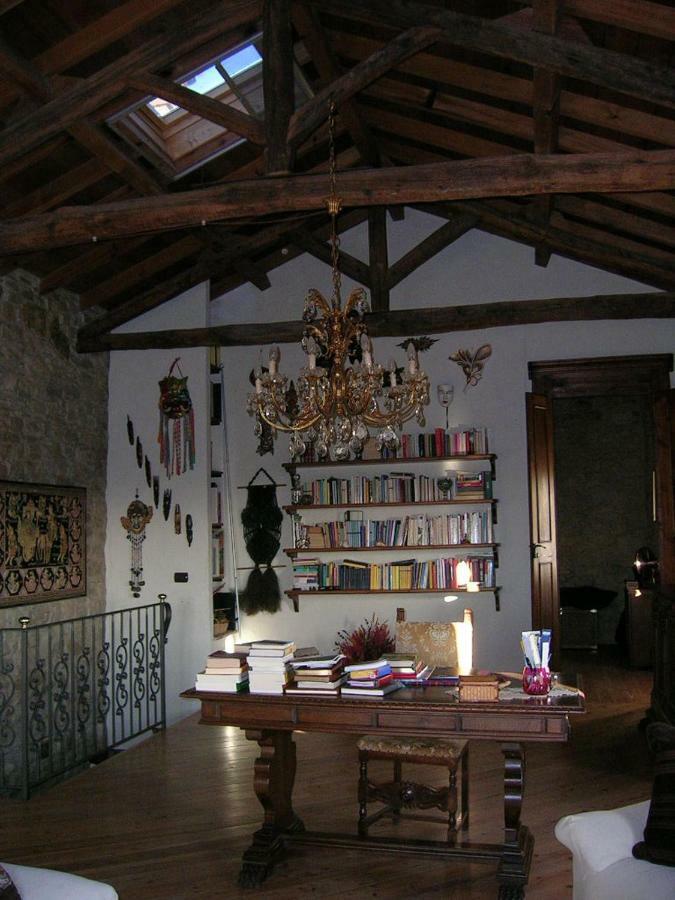 Bed and Breakfast Sa Domu De Sa Contissa Selegas Exterior foto